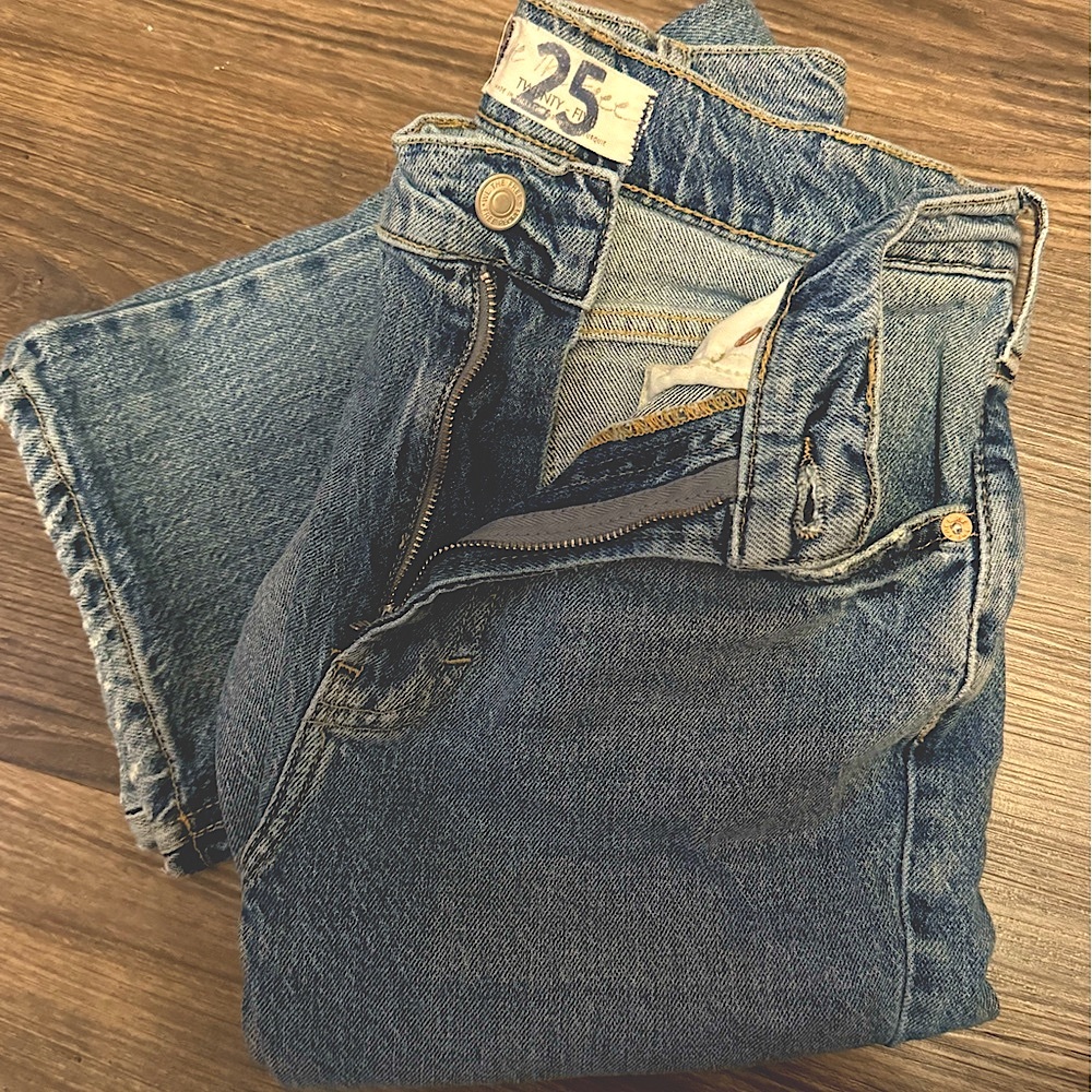 Free People - We the Free - High Rise Straight Jeans, Rigid Vintage Denim Sz 25